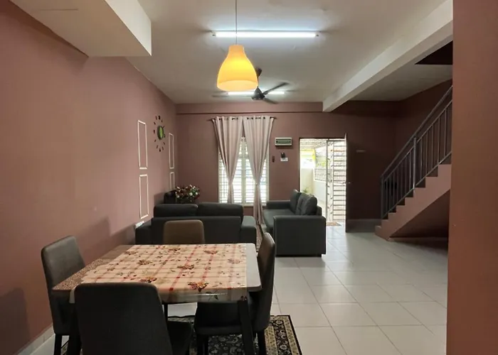 Homestay Ummie, Durian Tunggal