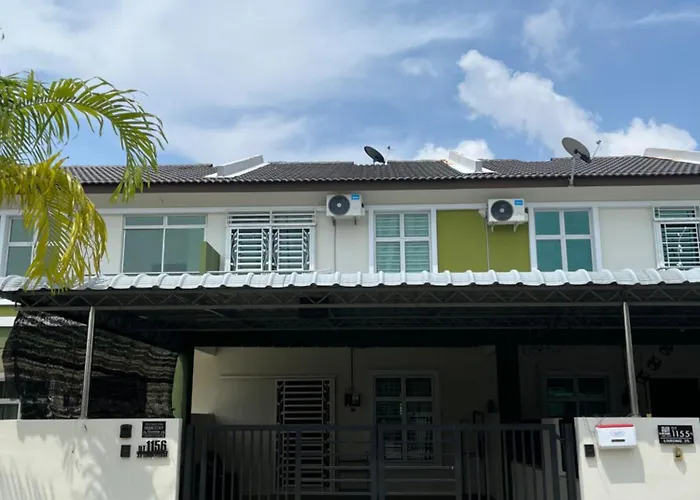 Homestay Ummie, Durian Tunggal